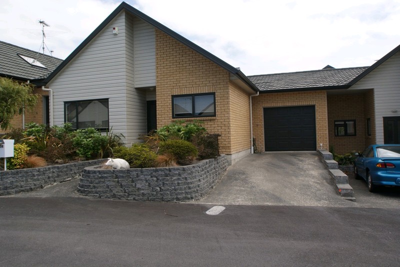 Te Atatu South - Appealing & Affordable